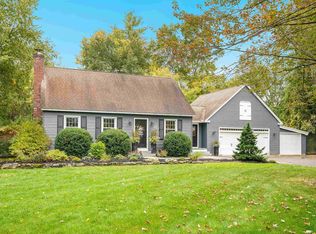 17 Winter Cir, Litchfield, NH 03052