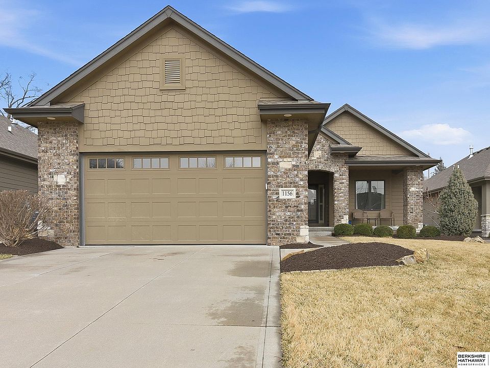 1st image of 1156 S 212th Cir