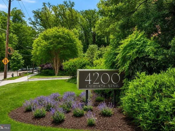 4200 Cathedral Ave NW APT 1005, Washington, DC 20016