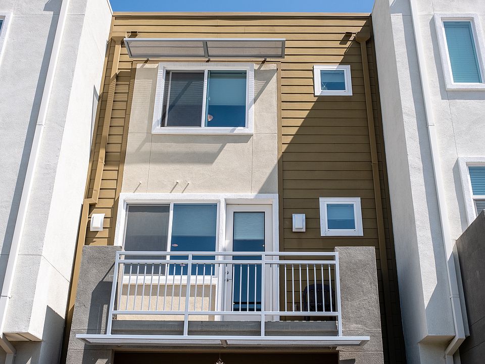 1st image of 5930 Charlotte Dr #5930