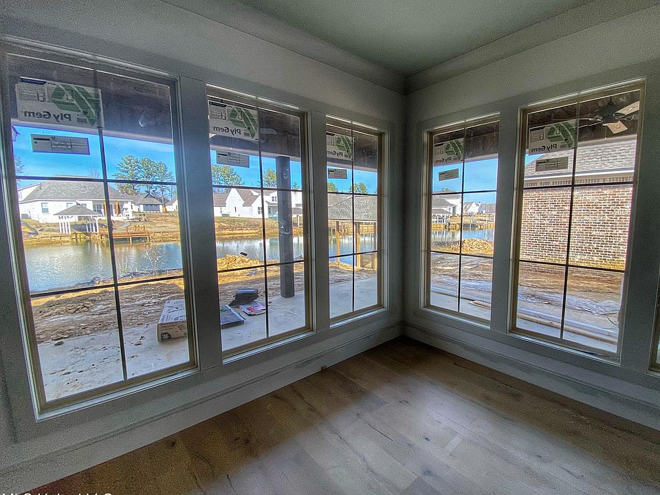 2nd image of 210 Herons Bay Cir