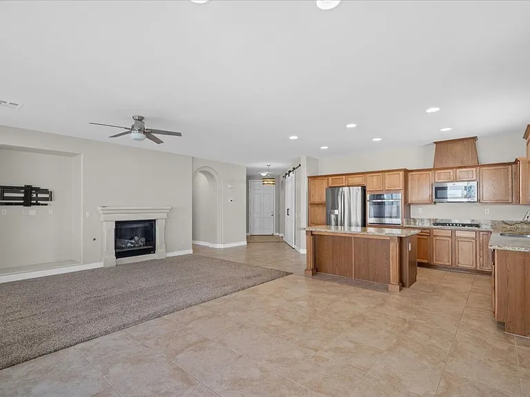 988 Buffalo River Ave — Photo 11
