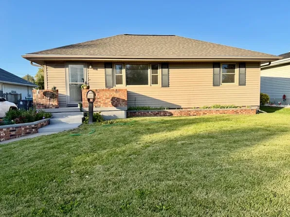 3116 8th Ave, Council Bluffs, IA 51501