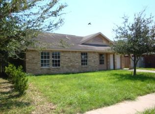 810 E 30th St, Mission, TX 78574