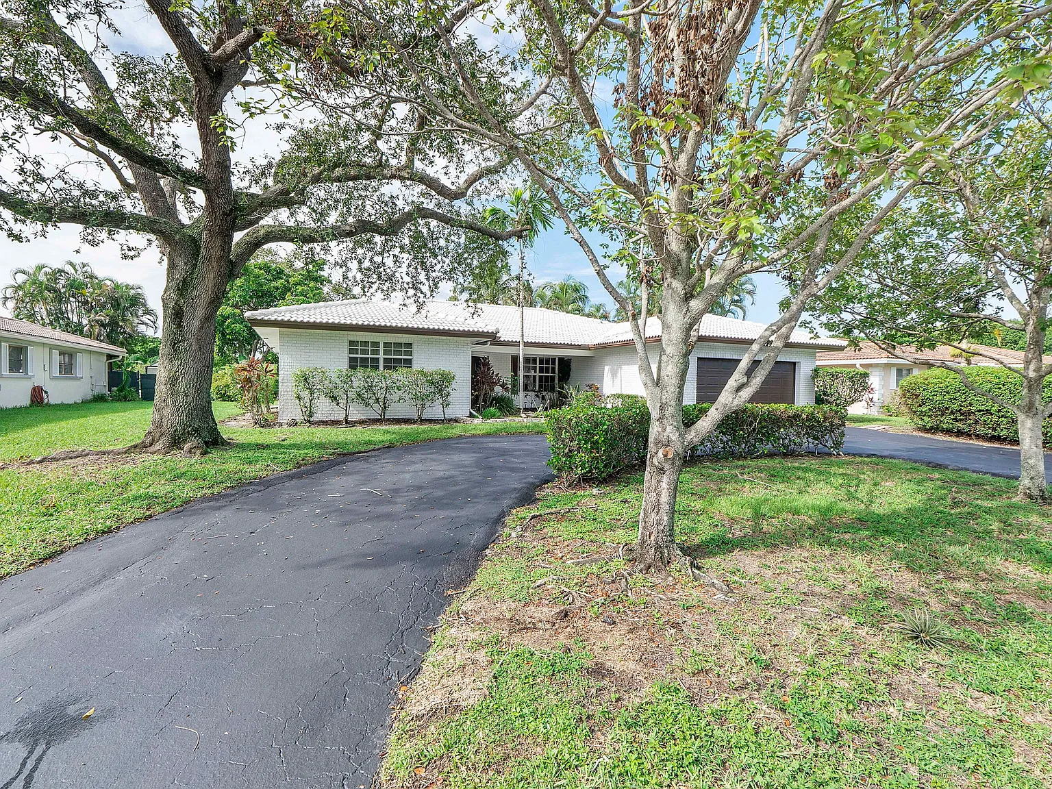 3 bed, 2.0 bath, 1728 sqft, $4,000 — Photo 3