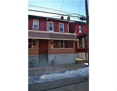 49 Sycamore St photo 1