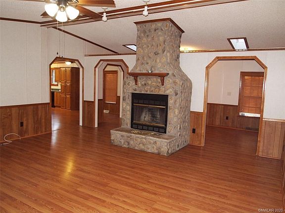 4th image of 706 Lesa Ln