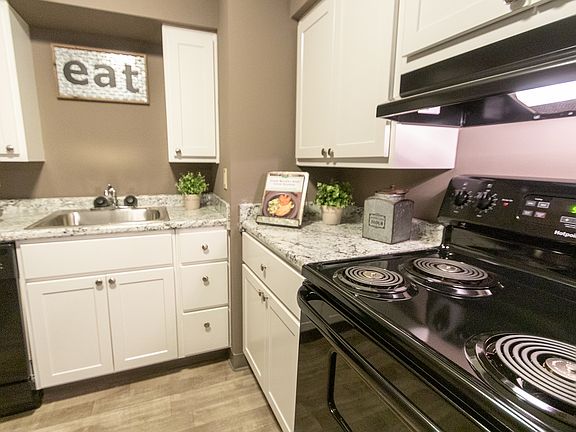 2nd image of 2703 Erlene Dr #1810
