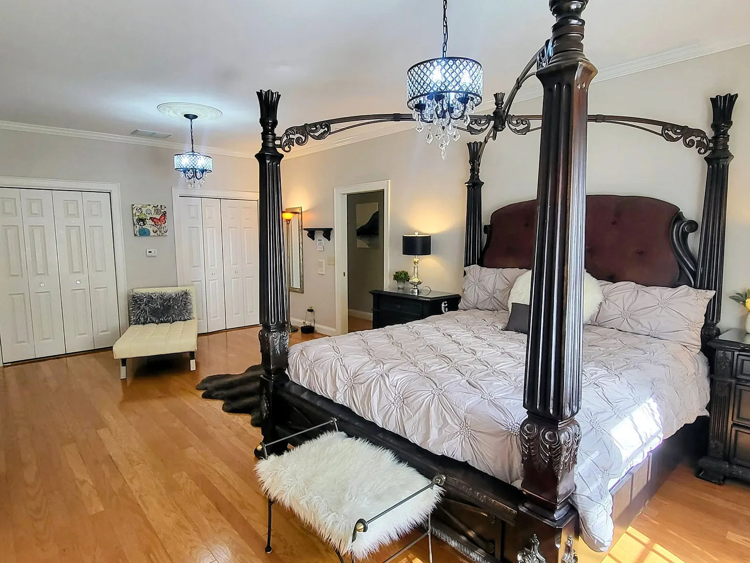 4 bed, 6282 sqft, $4,395 — Photo 4
