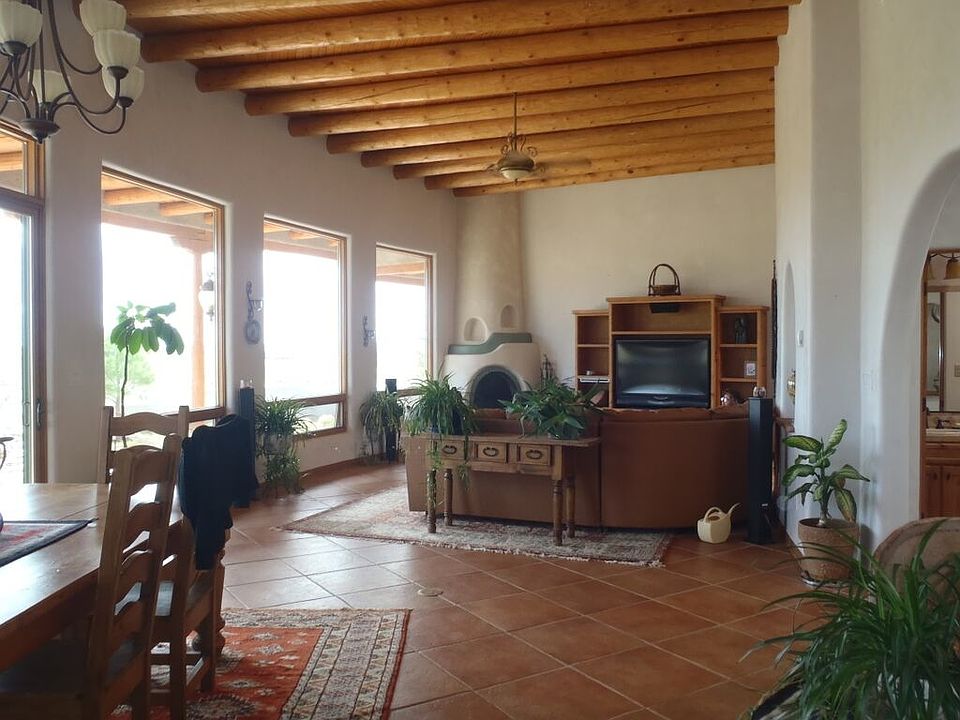 2nd image of 6 Calle De Milagros