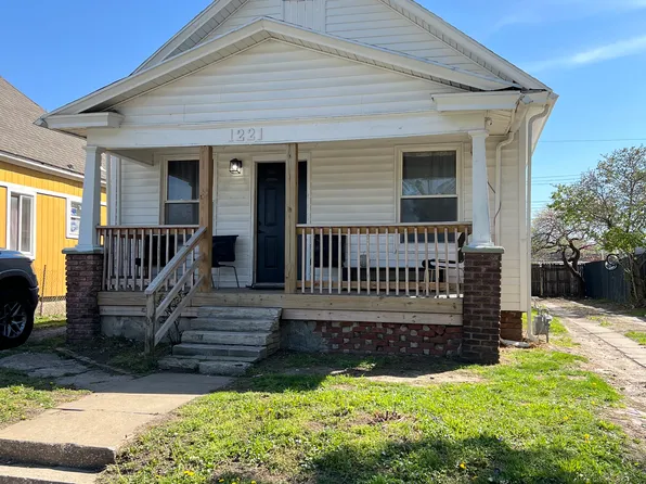1221 Kansas Ave, Kansas City, KS 66105