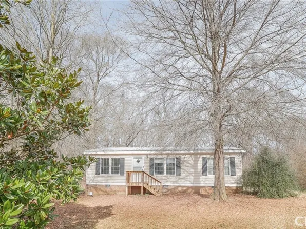 1401 Nancy Hart School Road, Hartwell, GA 30643