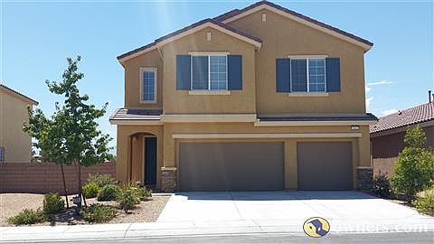 Beautiful Home with Tons to Offer!!