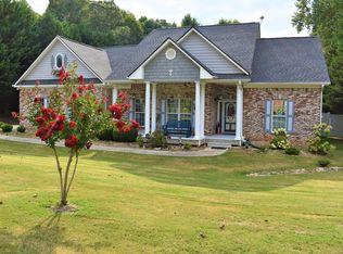 227 Still Water Ln, Jefferson, GA
