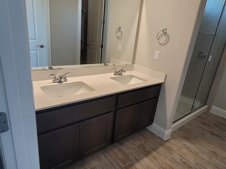 120 Free Stone Dr — Photo 13