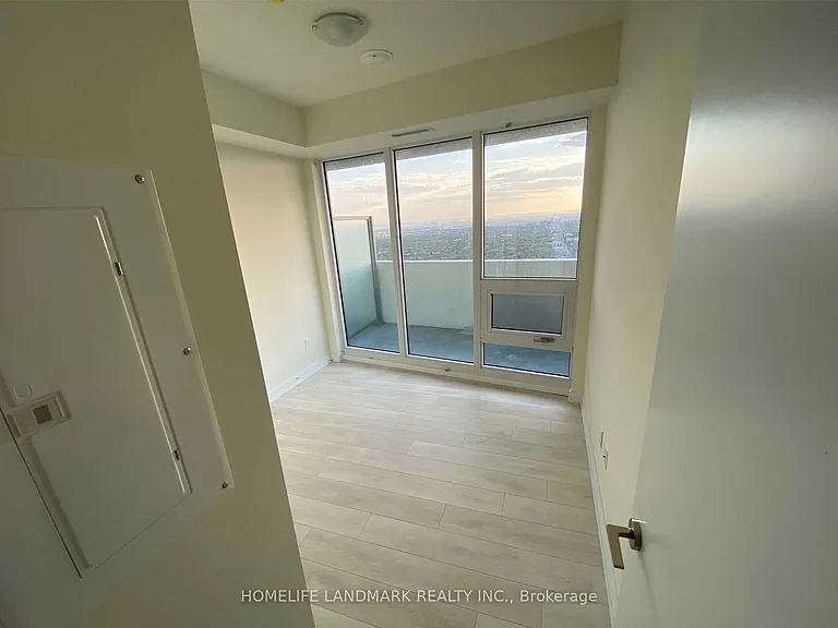 2221 Yonge St #5009 — Photo 5