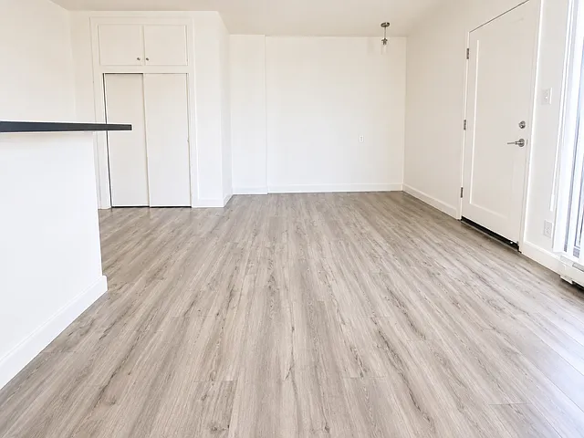 21111 Wood Ave #A — Photo 13