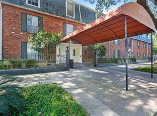 3201 Saint Charles Ave APT 211, New Orleans, LA 70115