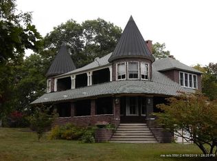 38 Diamond St, Portland, ME 04101