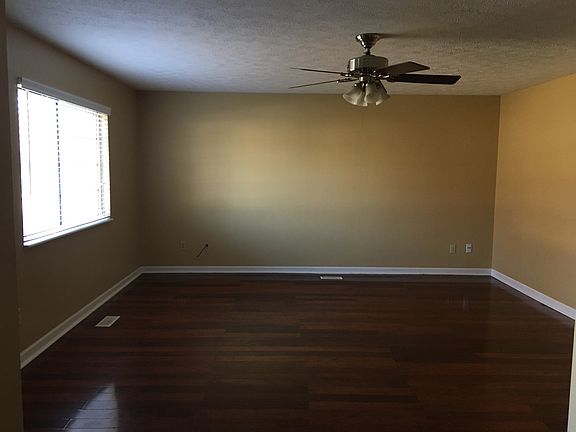 2nd image of 3467 Pleasant Lake Dr