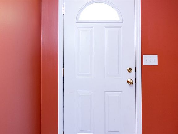 3rd image of 3175 Cluster Pine Dr