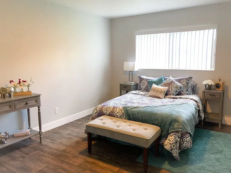 Aspenwood Apartments — Photo 20