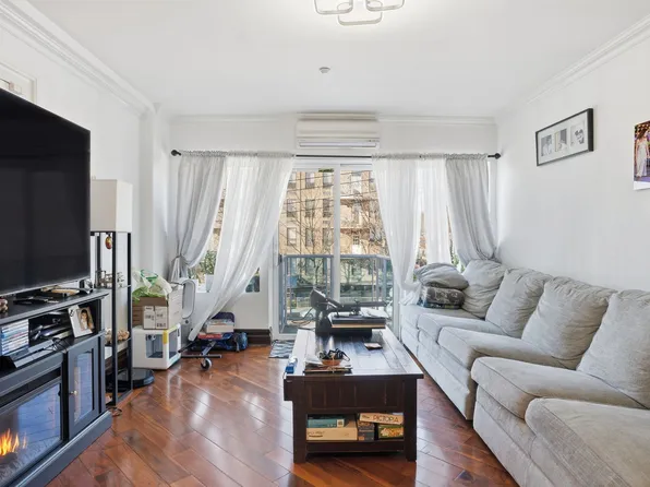 4051 Nostrand Avenue image 20 of 37