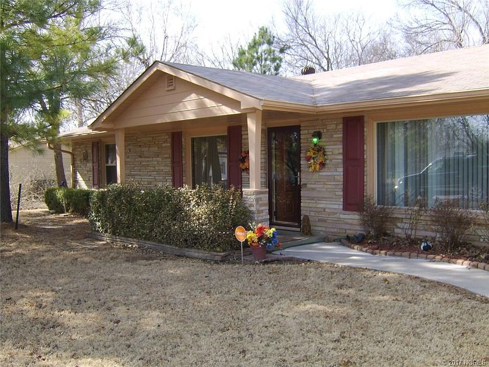 1st image of 724 S 85th East Ave