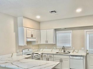 1612 14th St APT 1, Sacramento, CA