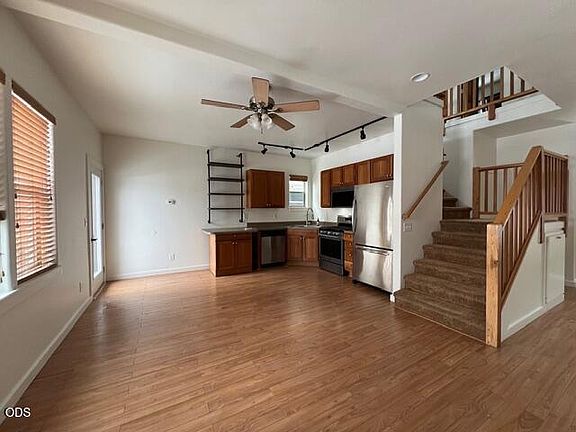 3rd image of 2865 Cottage Ln