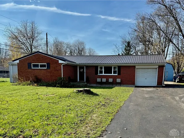 1580 Hillcrest Ave, Wilmington, OH 45177