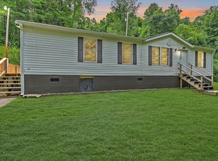 150 Iron Mountain Rd, Shady Valley, TN 37688