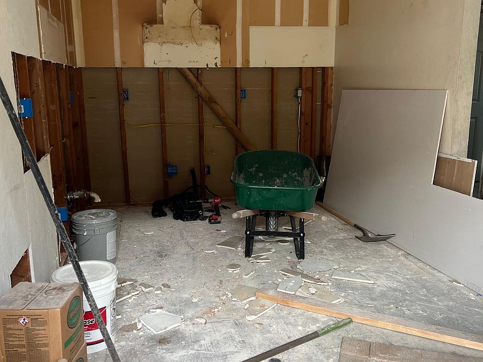 2nd image of 1822 Higdon Ave #2