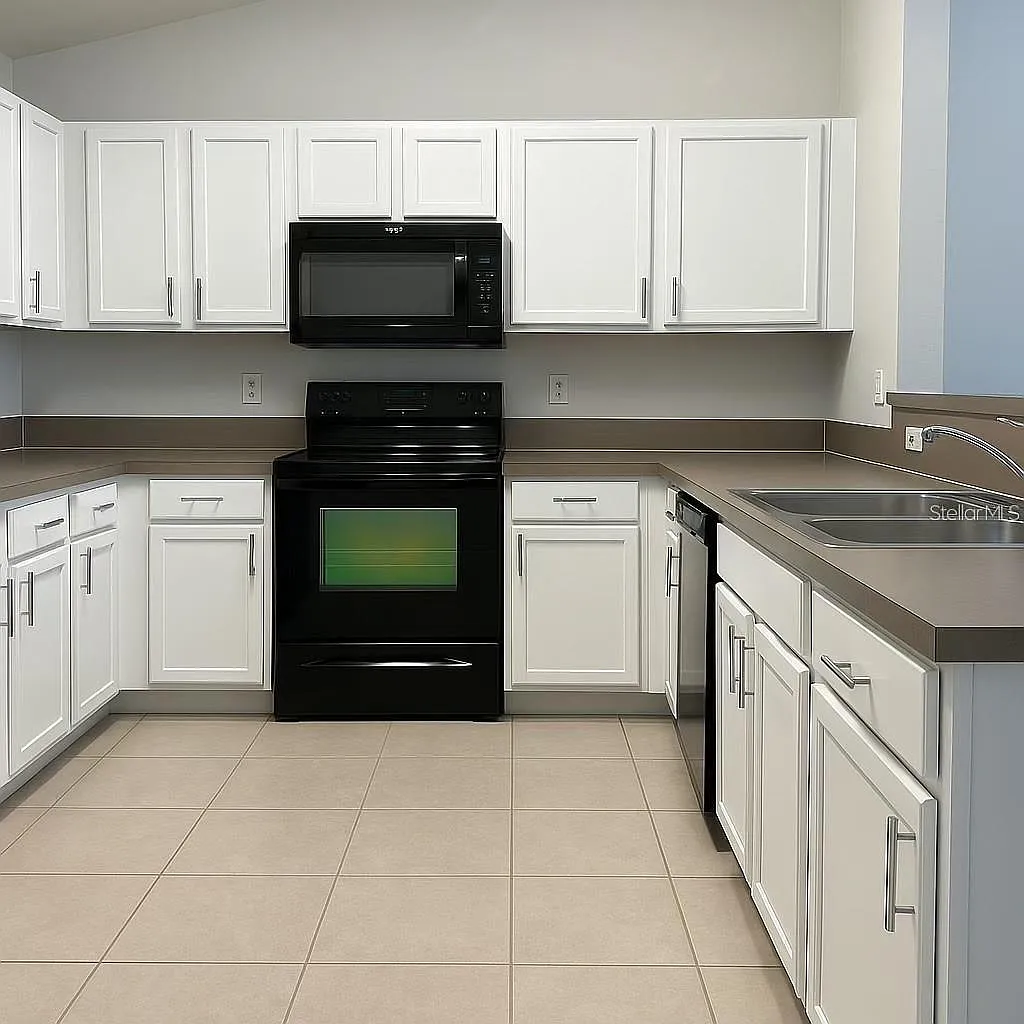 1 bed, 1.0 bath, 883 sqft, $1,375 — Photo 4