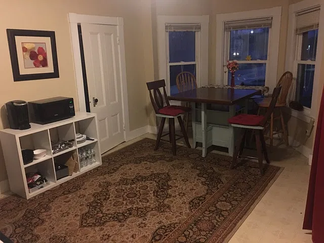 2 bed, 1000 sqft, $2,300 — Photo 2