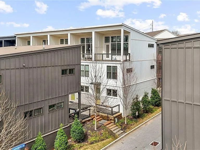 900 Brees Ct NW — Photo 25