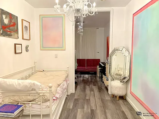 Rented by Batra Group Inc | media 18