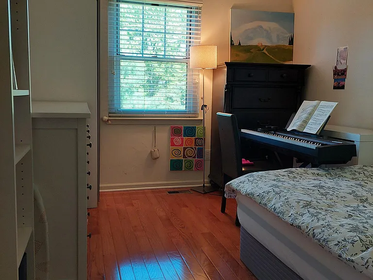 12 Coventry Ct — Photo 33