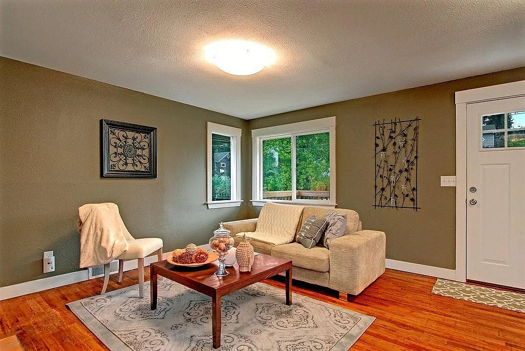 1238 NE 102nd Street — Photo 4