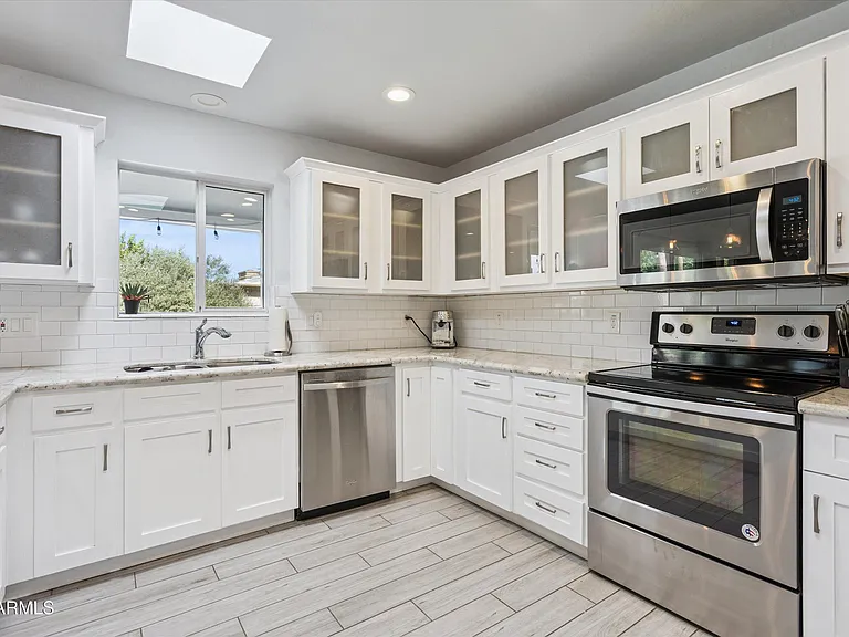 13801 N 56th Pl — Photo 15