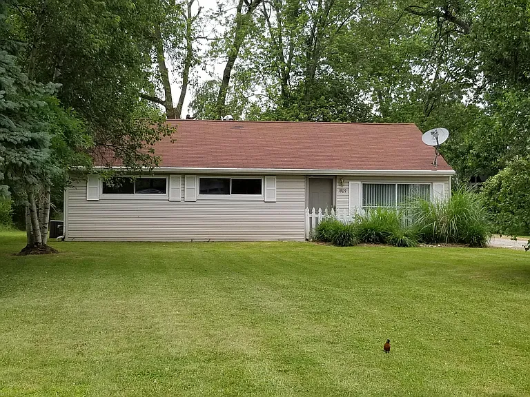 1909 Dooridge Dr — Photo 1
