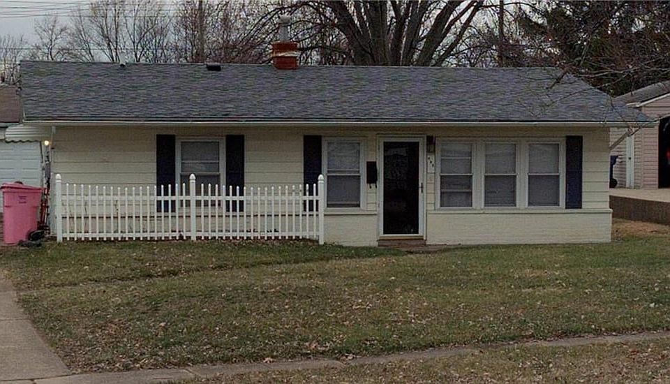 1st image of 443 Willowood Dr E