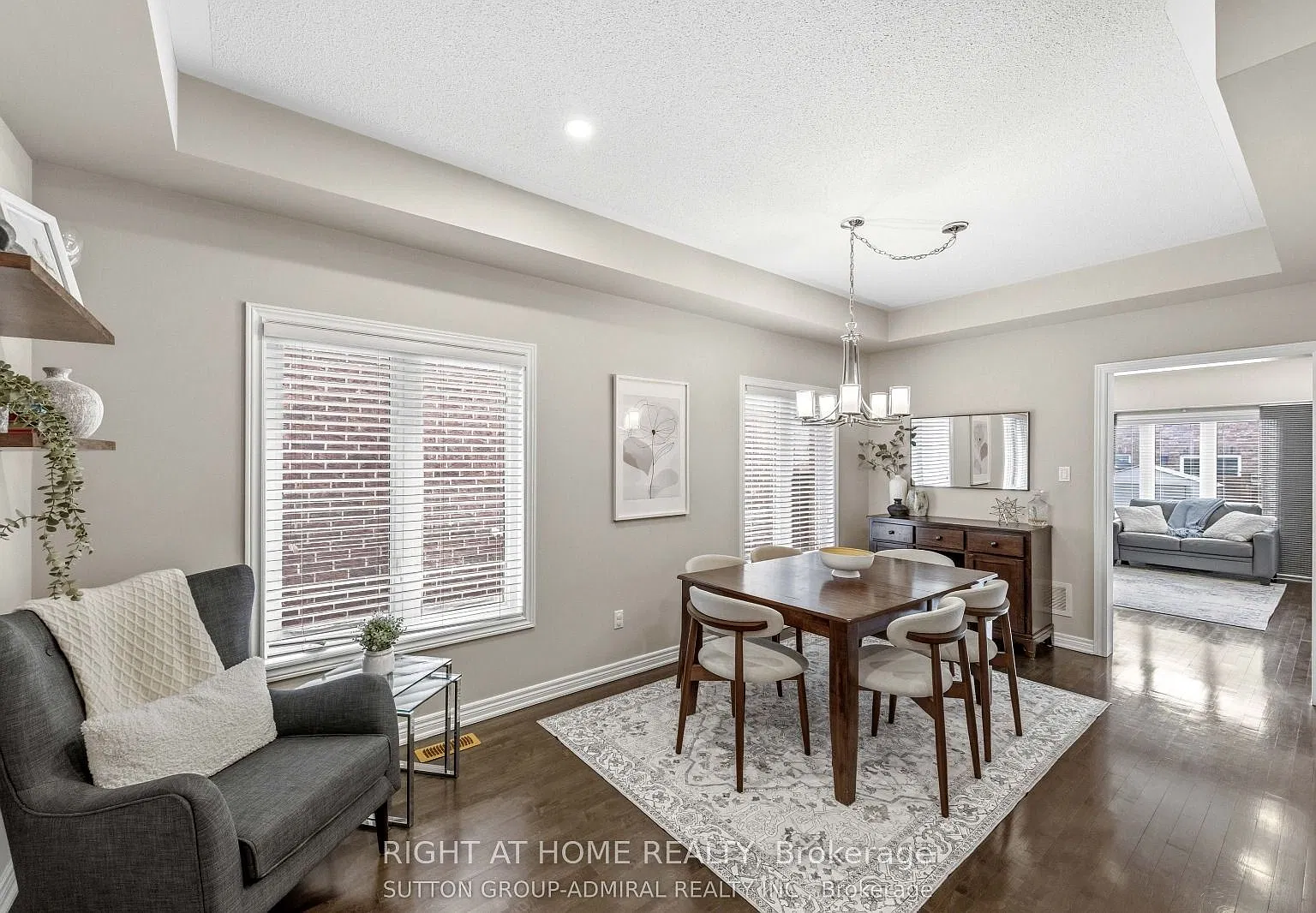 5 bed, $4,000 — Photo 4