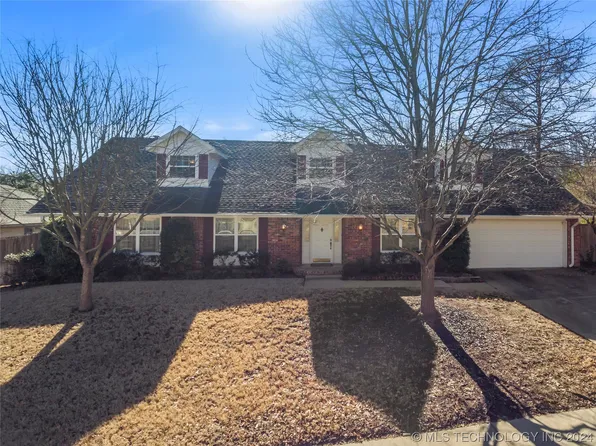 5738 E 62nd Pl, Tulsa, OK 74136