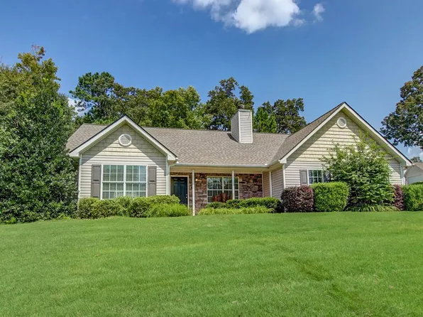 512 Stonecrest Pl, Loganville, GA 30052