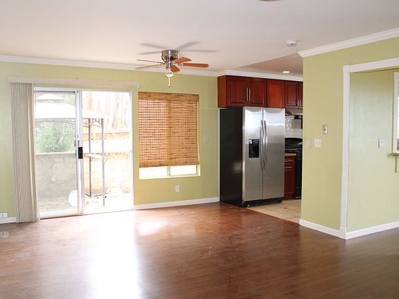 4th image of 190 Iris Rd