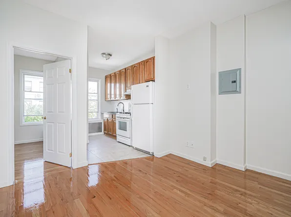 599 18th Street image 23 of 44