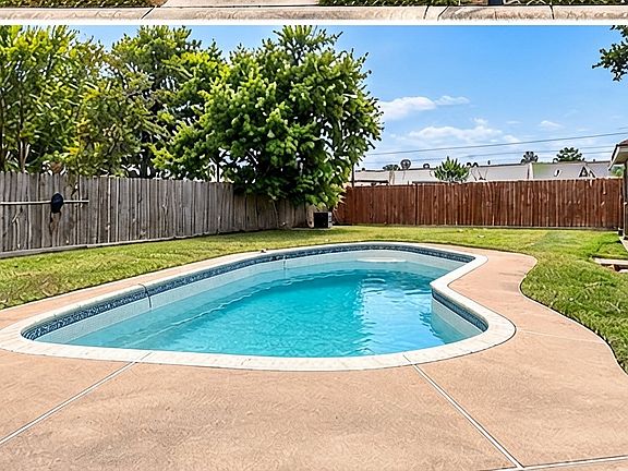 3rd image of 4514 Christopher Pl