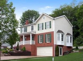 124 Rocky Ridge Rd, Bethel Park, PA 15102