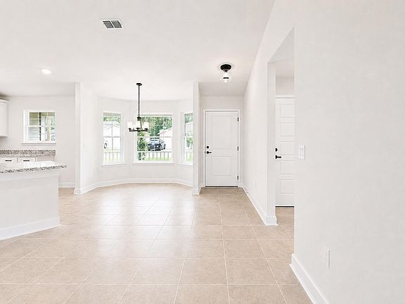 4th image of 4618 SW LEEWARD Street